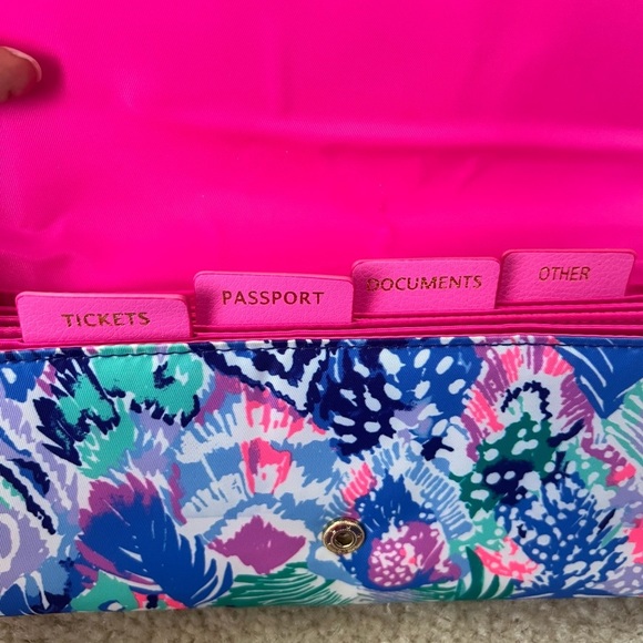 Lilly Pulitzer Pink and Blue Travel Organizer Wallet - Picture 2 of 2